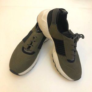 O.X.S. Extra Light Lace Up Sneaker Euro 40 US 9